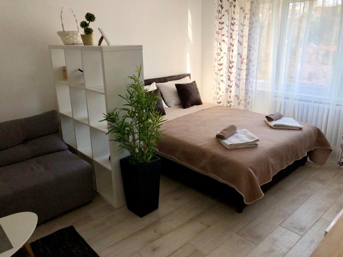 Modern Studio  Beograd Eksteriør billede